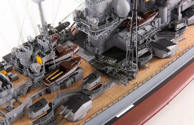 maquette bateau bois Bismarck