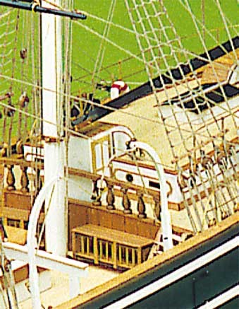 Maquette bateau bois Mantua 068789