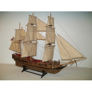 Maquette bois Le Tonnant ,Bateau bois Soclaine