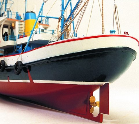 Maquette de bateau en bois de pëche