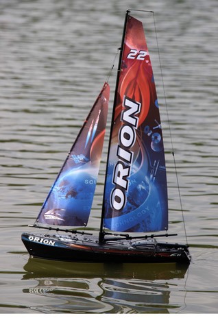 Voilier radiocommandé Orion