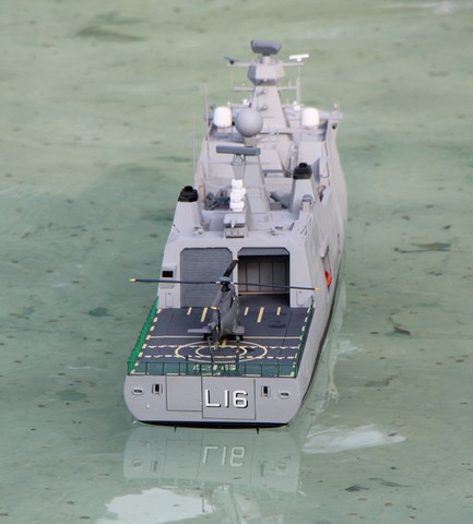 maquette bateau militaire