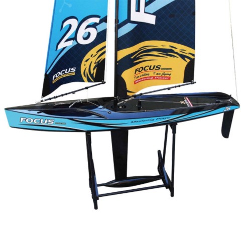 voilier radiocommandé Focus V3